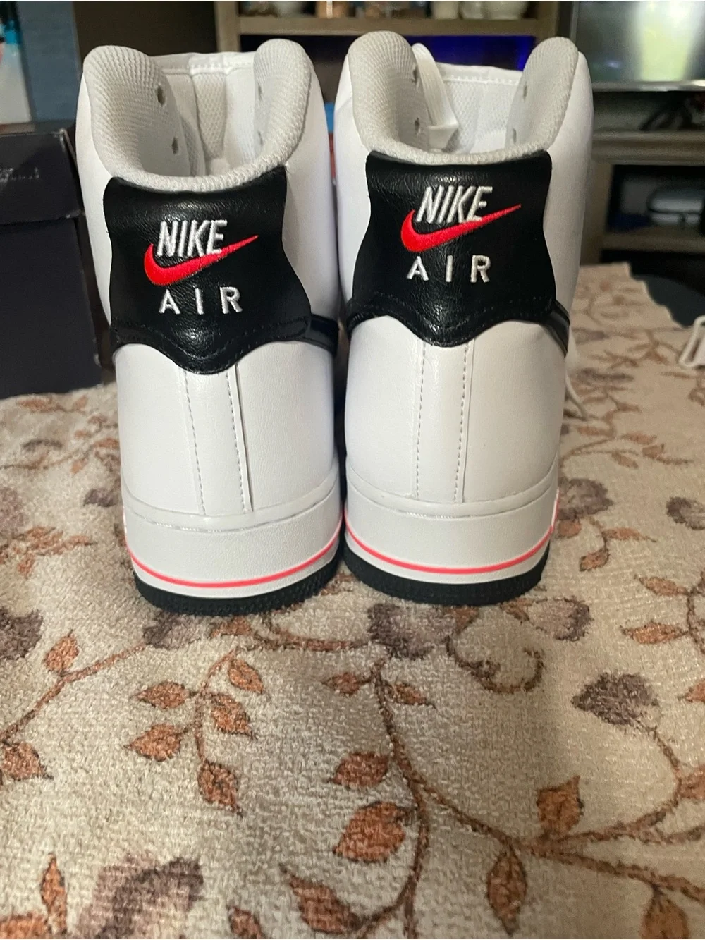 Nike Air Force 1 High ‘07 Electric White Black Crimson M 9.5 / W 11 NIB